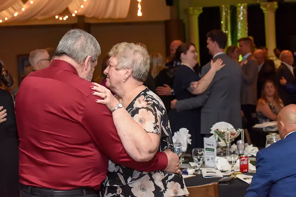 couple dancing